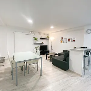 Gmc Turistics - The Atarazanas Market House Apartamento Málaga