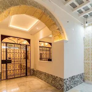  Apartment Entrecatedrales 2